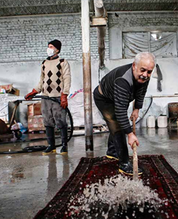 شستشوی سنتی قالی در قالیشویی نظام آباد 